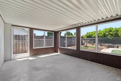 438 Royal Oaks Drive, Vacaville, CA 95687 - Photo 30