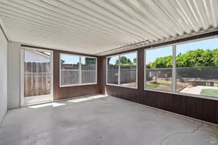 438 Royal Oaks Dr, Vacaville, CA 95687 - Photo 30