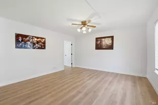 438 Royal Oaks Dr, Vacaville, CA 95687 - Photo 6
