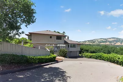 4 Harris Hill Drive, Novato, CA 94947 - Photo 2