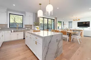 23 Erin Dr, San Rafael, CA 94903 - Photo 18