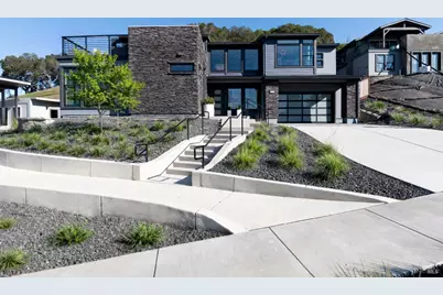 23 Erin Drive, San Rafael, CA 94903 - Photo 32