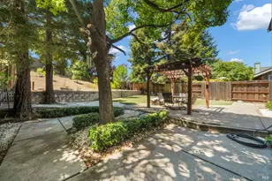 121 Sunnyglen Dr, Vallejo, CA 94591 - Photo 26