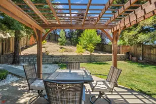 121 Sunnyglen Dr, Vallejo, CA 94591 - Photo 24