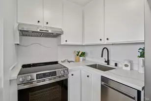 94 Anchorage Rd, Sausalito, CA 94965 - Photo 18