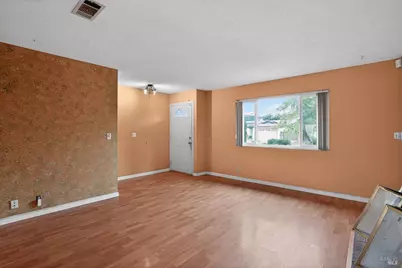160 Radcliffe Drive, Vallejo, CA 94589 - Photo 2