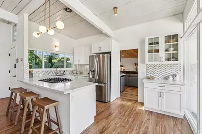 384 Hibiscus Way, San Rafael, CA 94903 - Photo 10