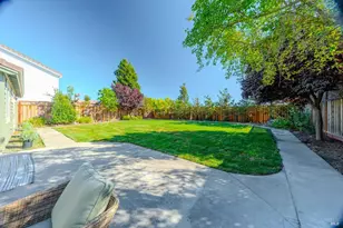 1661 Andover Way, Petaluma, CA 94954 - Photo 54