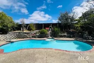 108 Brighton Dr, Vallejo, CA 94591 - Photo 2
