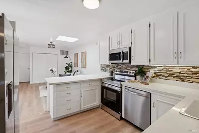139 El Condor Court, San Rafael, CA 94903 - Photo 12