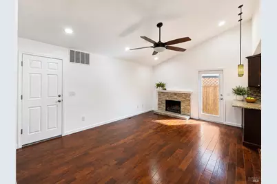1641 E Madison Street, Petaluma, CA 94954 - Photo 8