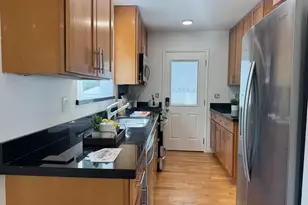 33 Burgess Ct, Sausalito, CA 94965 - Photo 4
