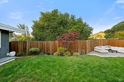 9 East Terrace, Tiburon, CA 94920 - Photo 42