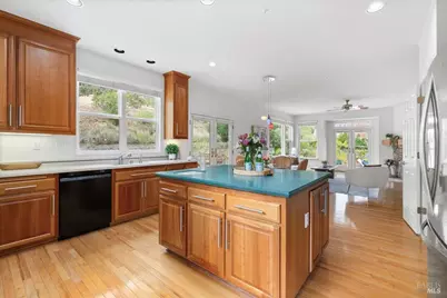 90 Saddle Wood Drive, Novato, CA 94945 - Photo 18