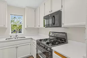941 Kingwood St, Santa Rosa, CA 95401 - Photo 10
