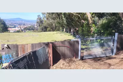 1675 Hillcrest Road, San Pablo, CA 94806 - Photo 2