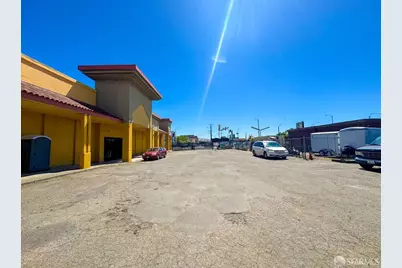5420 International Boulevard, Oakland, CA 94601 - Photo 4