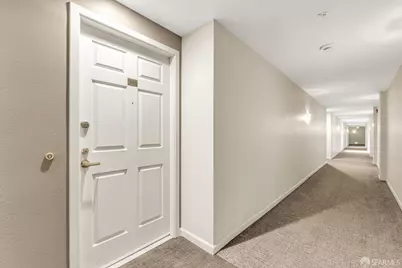 555 10th Street #102, Oakland, CA 94607 - Photo 36