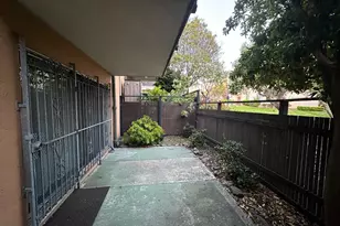 75 Western Shore Ln, San Francisco, CA 94115 - Photo 8