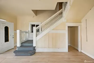 1005 E 12th Street, Oakland, CA 94606 - Photo 1
