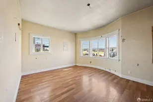 1005 E 12th St, Oakland, CA 94606 - Photo 16