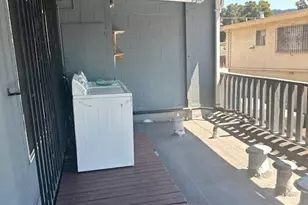 2672 Fruitvale Ave, Oakland, CA 94601 - Photo 20