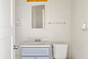 2100 51st Ave, Oakland, CA 94601 - Photo 18