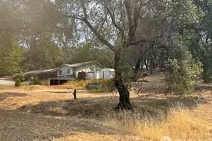 19481 N Rambling Oak Dr, Redding, CA 96003 - Photo 14