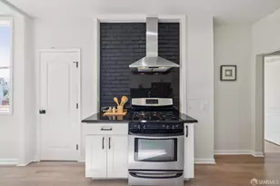 1019 Lincoln Wy, San Francisco, CA 94122 - Photo 12