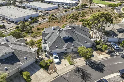 141 Kestrel Court, Brisbane, CA 94005 - Photo 48