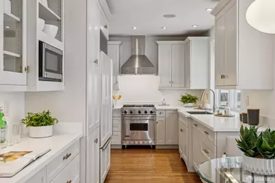 1967 Green Street, San Francisco, CA 94123 - Photo 14