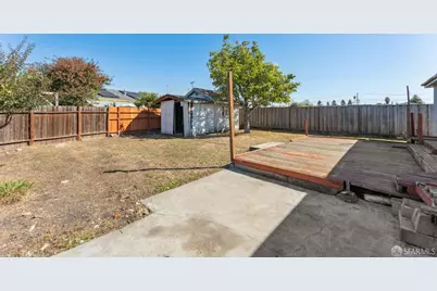 220 Louvaine Avenue, Oakland, CA 94603 - Photo 34