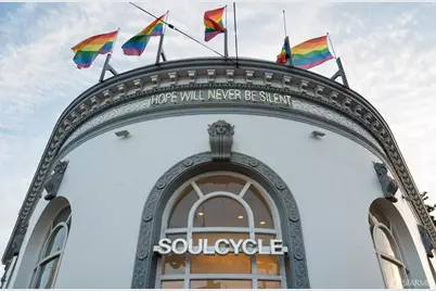 221 Noe Street #3, San Francisco, CA 94114 - Photo 54