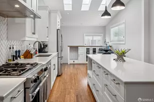 1040 Sanchez St, San Francisco, CA 94114 - Photo 8