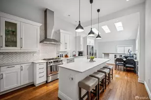 1040 Sanchez St, San Francisco, CA 94114 - Photo 2