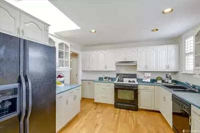 1845 Pacheco Street, San Francisco, CA 94116 - Photo 14