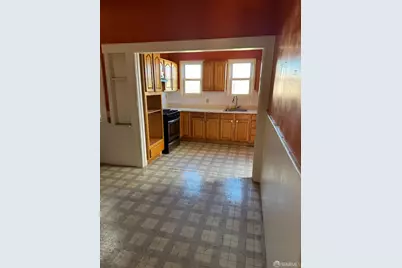 422 Paris Street, San Francisco, CA 94112 - Photo 6