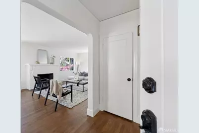 1115-1115A Capuchino Avenue, Burlingame, CA 94010 - Photo 2