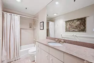 2295 Vallejo St, San Francisco, CA 94123 - Photo 24