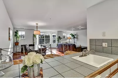 1678 Wallace Avenue, San Francisco, CA 94124 - Photo 8