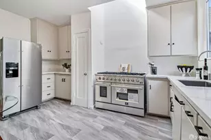 1506 Quesada Ave, San Francisco, CA 94124 - Photo 18