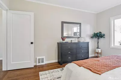 1506 Quesada Avenue, San Francisco, CA 94124 - Photo 32