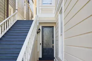 2017 Green St, San Francisco, CA 94123 - Photo 2