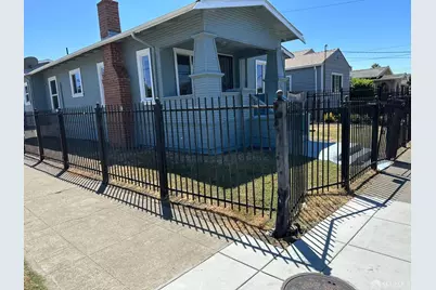 1974 82nd Avenue, Oakland, CA 94621 - Photo 1