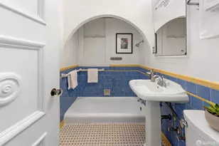 2090 Pacific Ave, San Francisco, CA 94109 - Photo 18