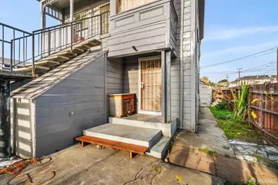 1748 E 15th Street, Oakland, CA 94606 - Photo 4