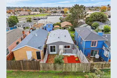 6672 Brann Street, Oakland, CA 94605 - Photo 28