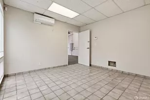 1555 Yosemite Ave, San Francisco, CA 94124 - Photo 8