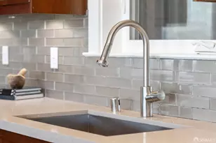 268 Madison St, San Francisco, CA 94134 - Photo 8