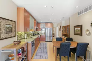 1725 Washington St, San Francisco, CA 94109 - Photo 4